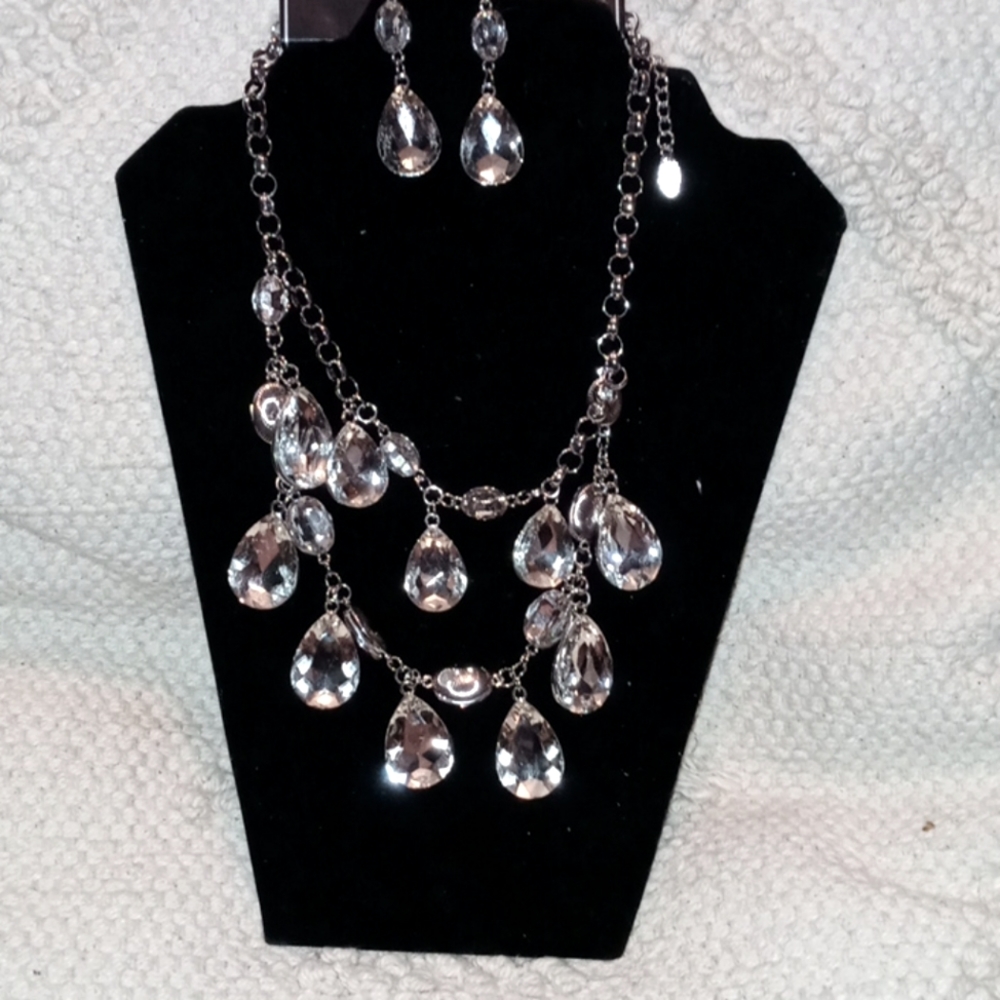 Necklace sets